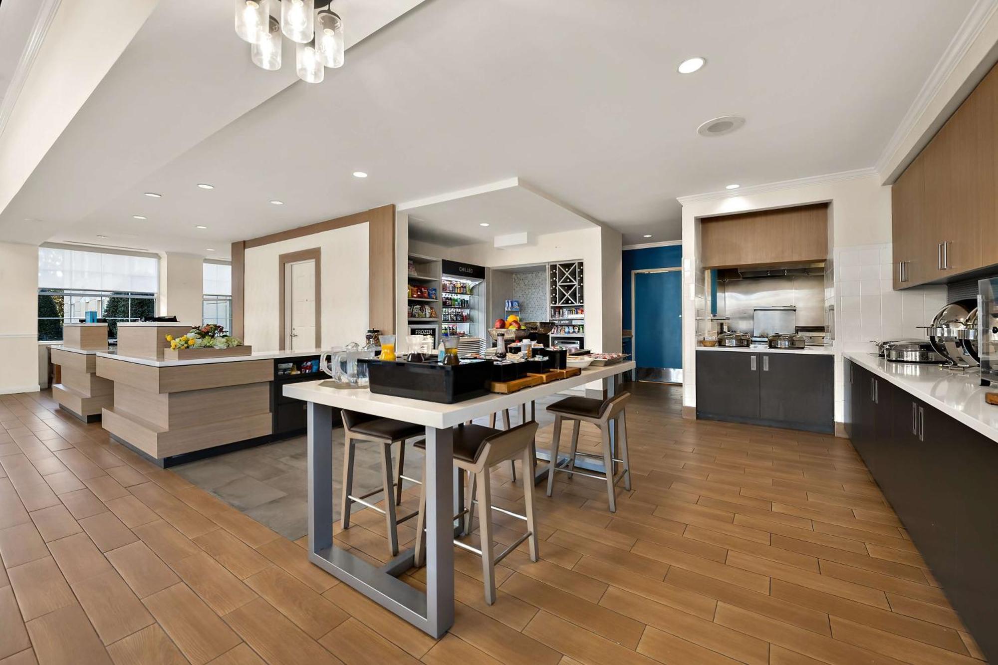 Hilton Garden Inn Williamsburg Eksteriør billede